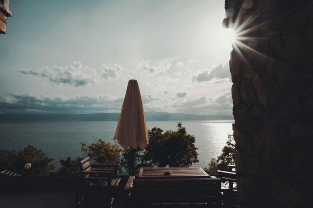 Robinson Sunset Guest House Lagadin Exteriér fotografie