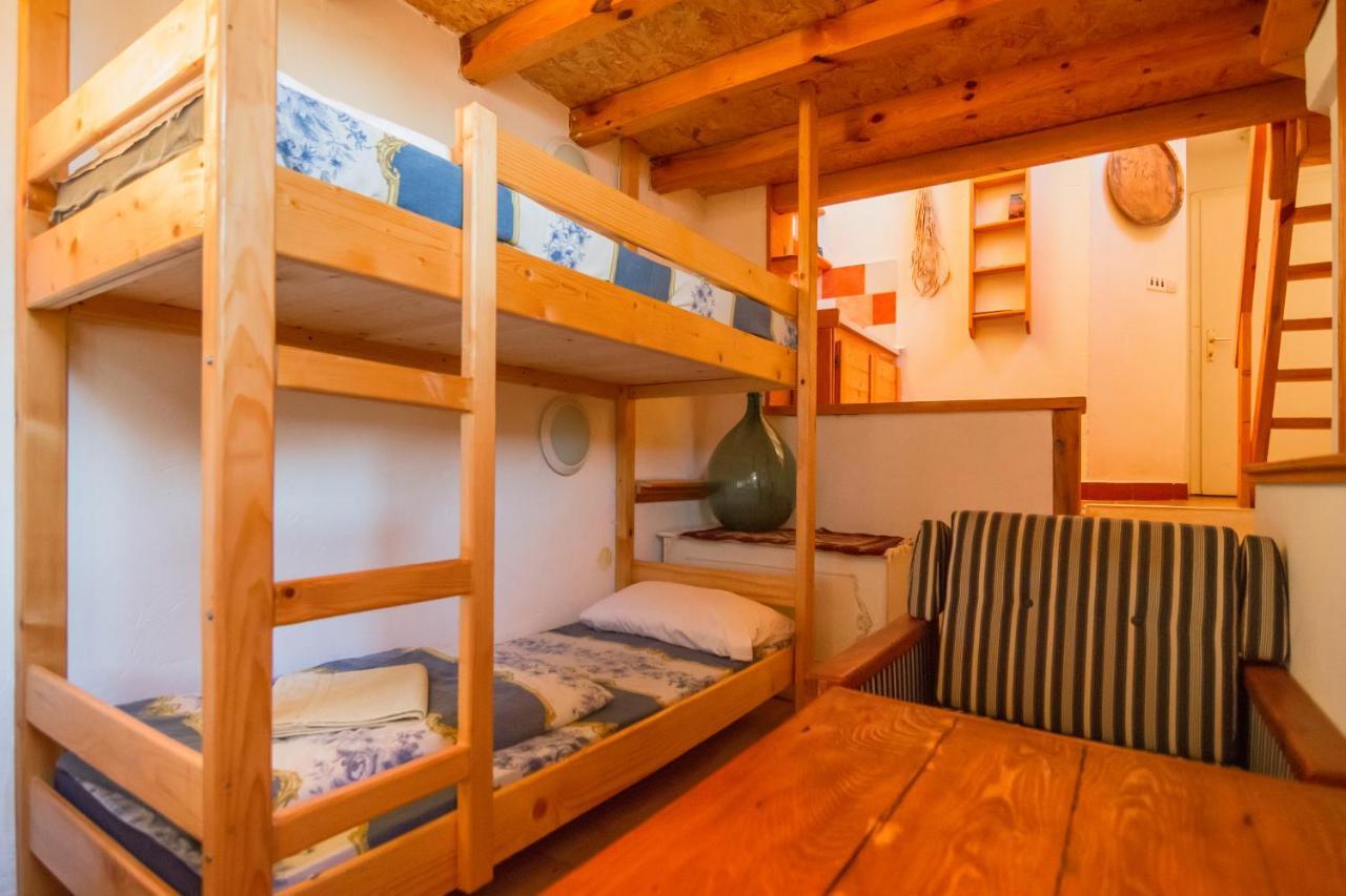 Robinson Sunset Guest House Lagadin Pokoj fotografie
