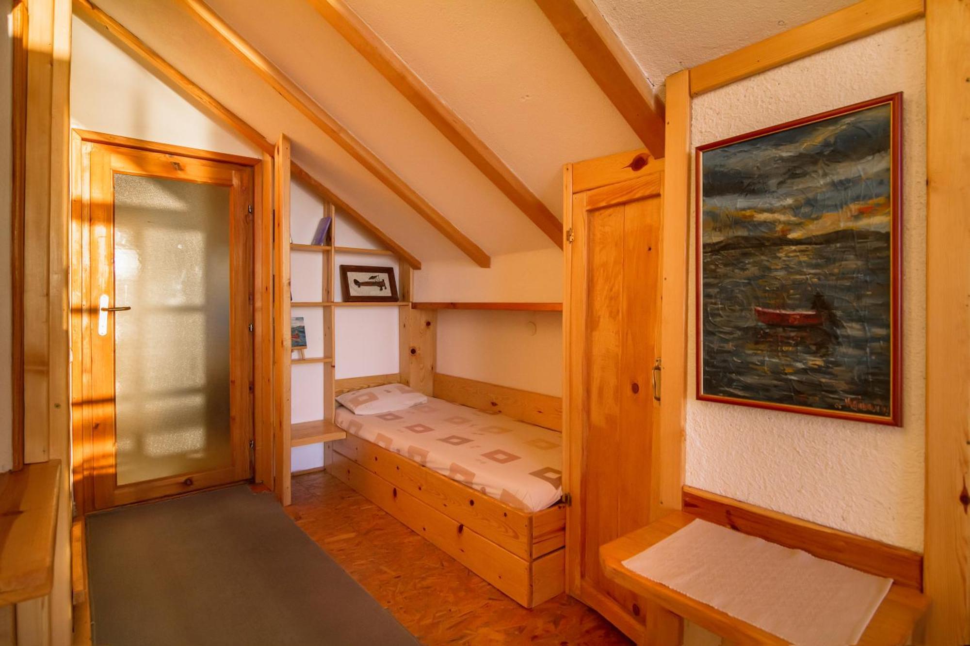 Robinson Sunset Guest House Lagadin Pokoj fotografie