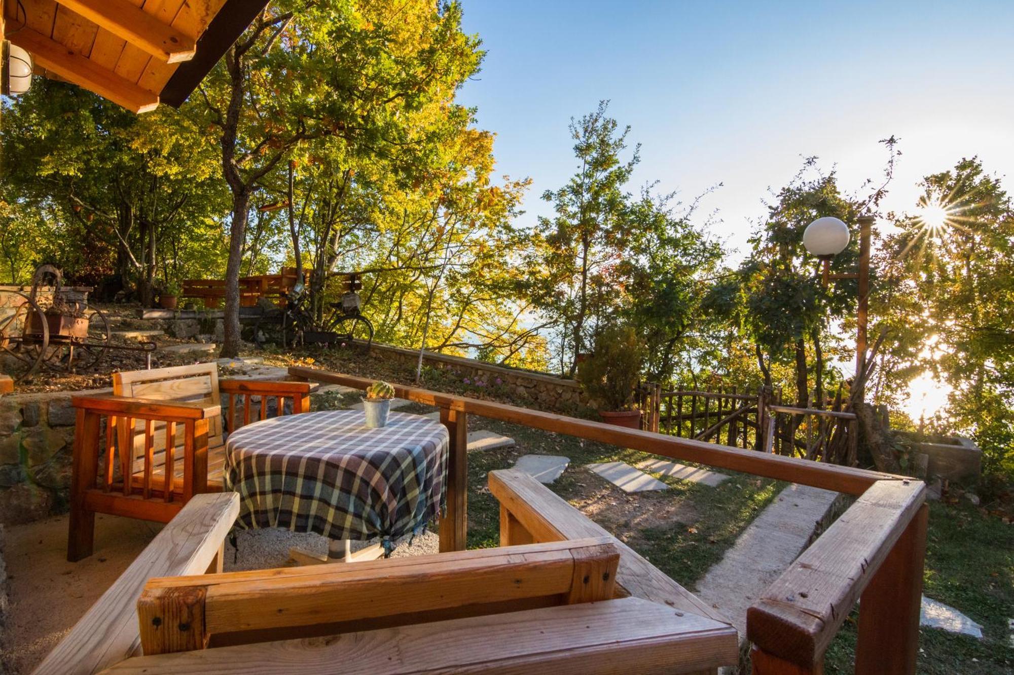 Robinson Sunset Guest House Lagadin Pokoj fotografie
